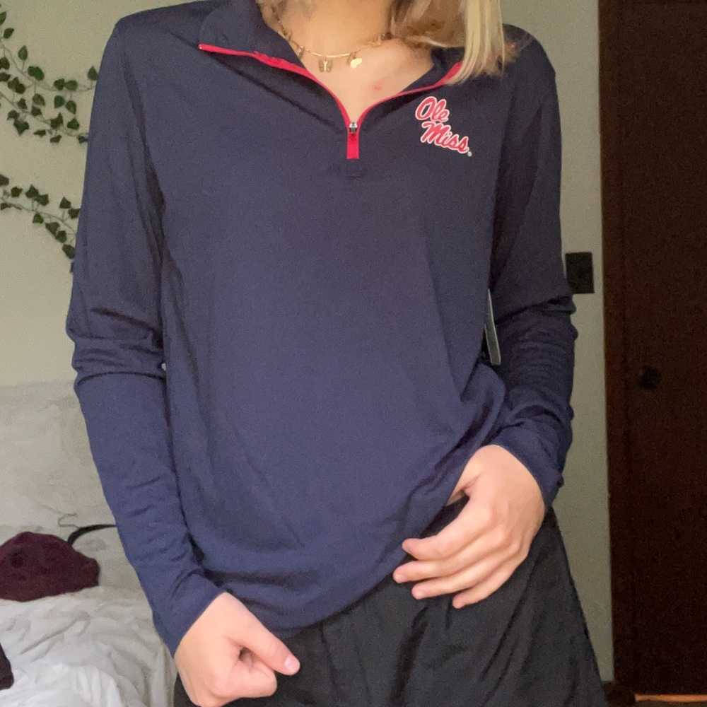 Dry-fit Ole Miss Pull-over